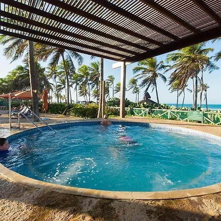 Hotel Beach Park 4*